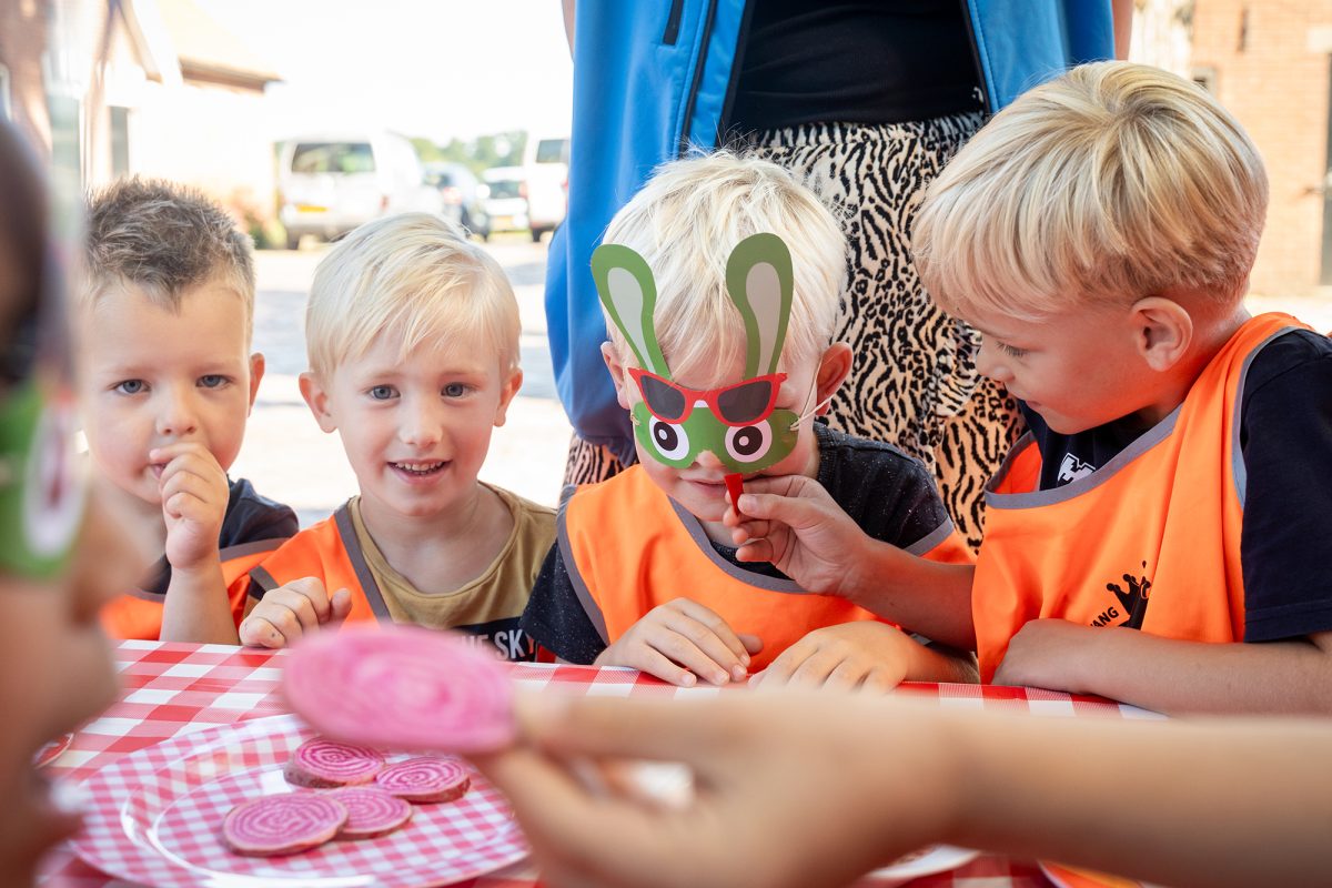 Gezonde Smikkelweken 2024 in Overijssel van start: spelenderwijs meer groente eten